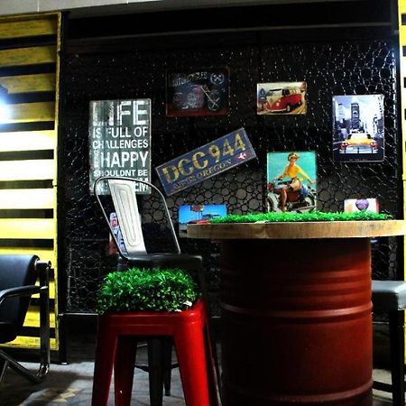 Cebu Budgetel - It Park City Center Екстериор снимка