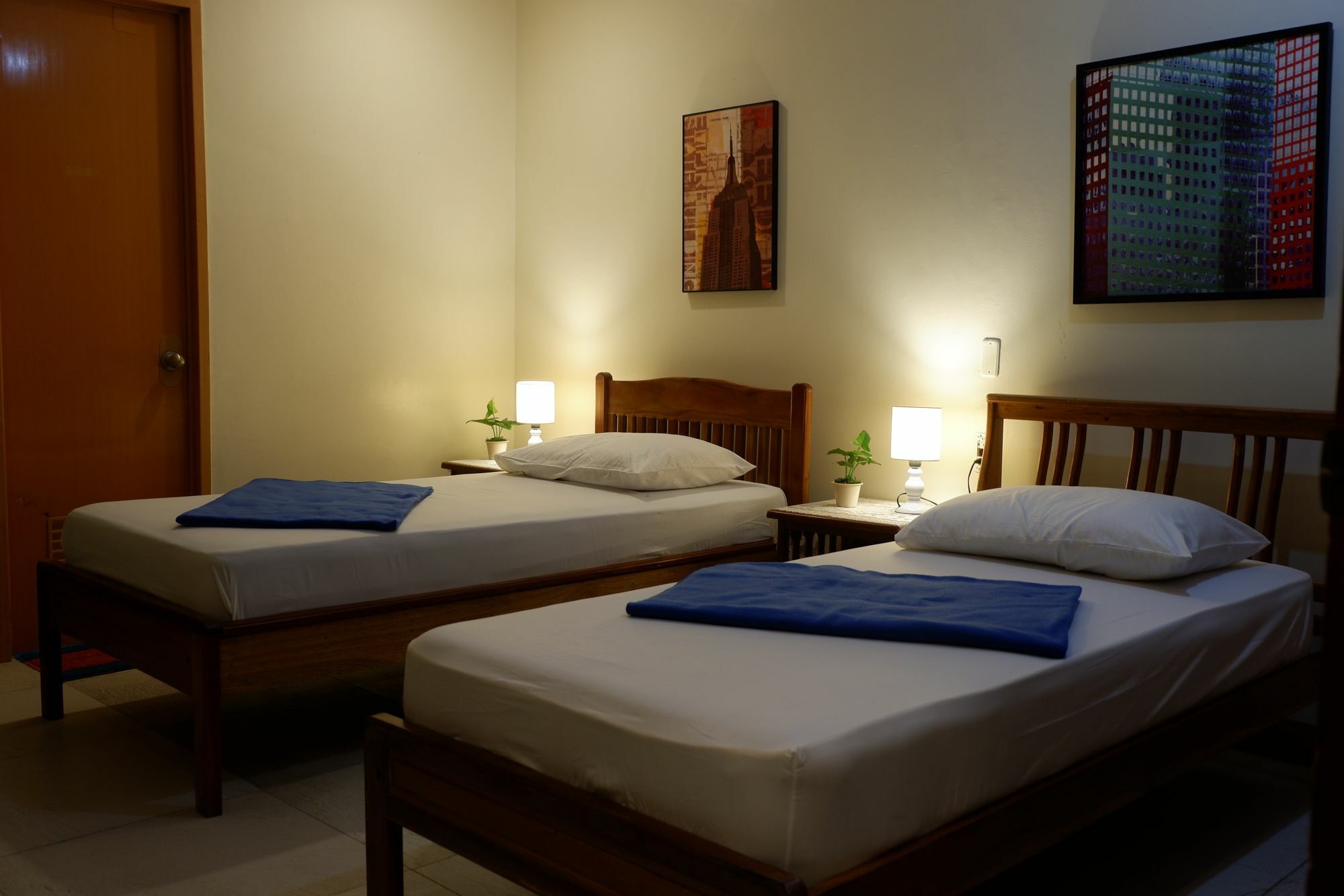 Cebu Budgetel - It Park City Center Екстериор снимка